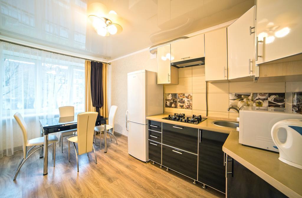 Apartments On Svobody Avenue- The Center Of Lviv Exteriör bild